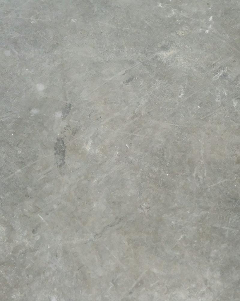 Blue-grey limestone with faint pale veining